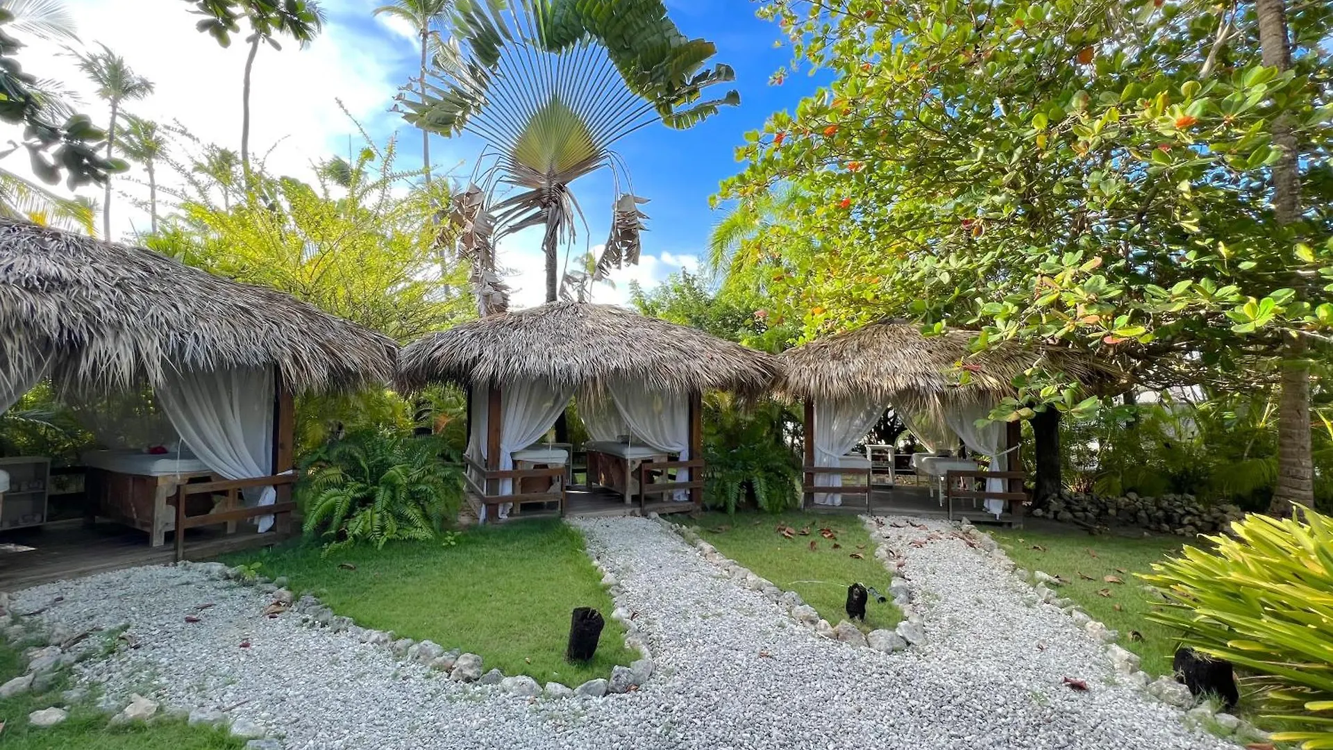 Vacation Suites With Rooftop Pool, Spa, Restaurants - Playa Los Corales Punta Cana 5*,  Dominican Republic