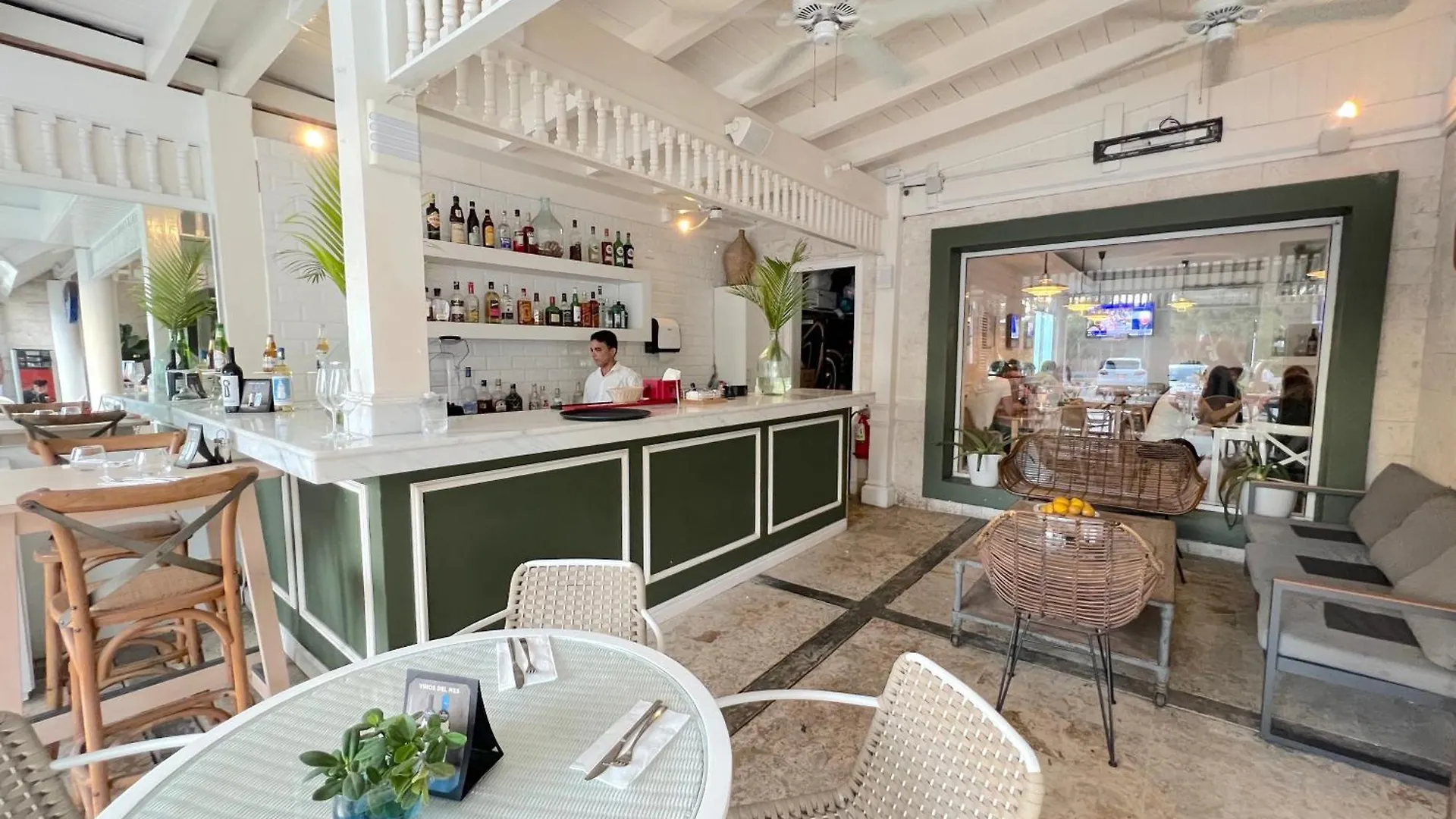 Vacation Suites With Rooftop Pool, Spa, Restaurants - Playa Los Corales Punta Cana 5*,